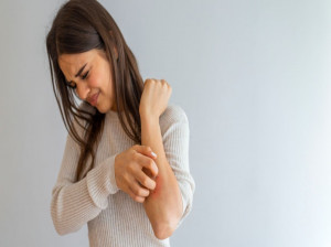 فرق بین بیماری کهیر حاد و مزمن چیست؟