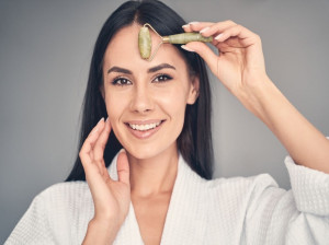 مزایای استفاده از جید رولر چیست؟