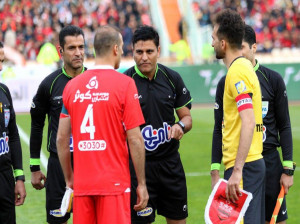 پرسپولیس با تک گل مهدی ترابی موقتا صدر نشین شد!