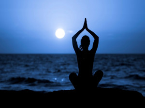 یوگا بهتر است یا مدیتیشن ؟