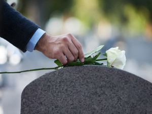 دانلود 20 آهنگ غمگین برای مرگ جوان ناکام و عزیز از دست رفته