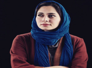 پگاه آهنگرانی چشم همه را به خود دوخت / چرا بی حجابه ؟
