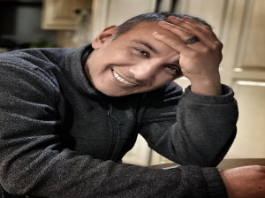 اخراج شادمهر عقیلی از دبی !