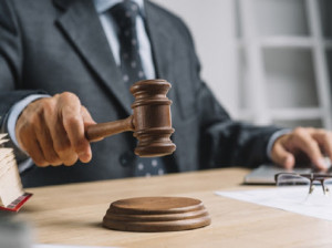 مراحل اجرای حکم در دادگاه چگونه است ؟