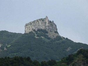 مسیر های رسیدن به کوه یا قله اسپیناس