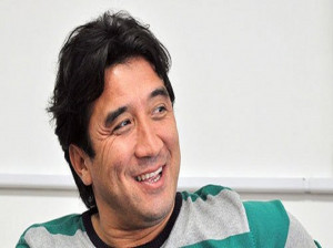 خداداد عزیزی: فوتبال اصفهان فقط پولداره !