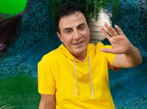 ماشین لاکچری و جنجالی عمو پورنگ