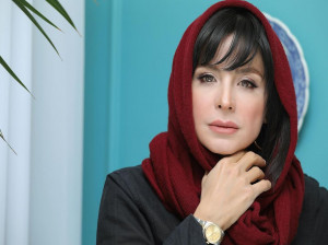 ورزش خاص و لاکچری خانم بازیگر