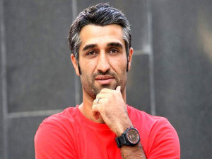سلفی عاشقانه پژمان جمشیدی و خواهرش مامک