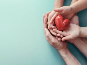 چگونه کودکی مهربان داشته باشیم ؟