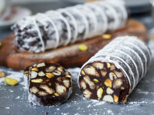 طرز تهیه 5 مدل دسر با خرما برای ماه رمضان