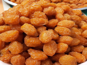 طرز تهیه آلو بخارا به 5 روش آسان در منزل