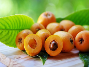 طبع ازگیل : میوه ازگیل گرم است یا سرد ؟