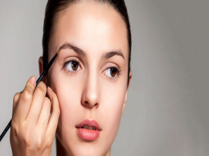 آشنایی با بهترین مدل های ابرو مناسب صورت گرد و تپل
