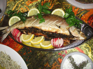 سبزی ماهی شکم پر شمالی چیست ؟ فوت و فن های پخت ماهی شکم پر