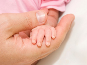 علت کم وزنی نوزادان چیست؟با نوزاد کم وزن و مشکلات آن چه کنیم؟