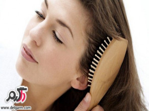 روش صحیح برس کشیدن روزانه موها