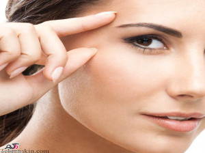 علت تورم ناگهانی صورت و زیر چشم چیست؟
