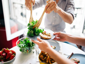 آیا میدانید رژیم غذایی غلط چه عوارضی دارد؟!