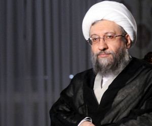 مهاجرت آیت الله لاریجانی به عراق صحت دارد ؟