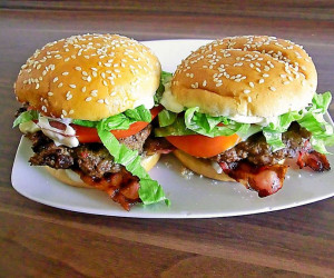 همبرگر رژیمی بادمجان و قارچ، یک ساندویچ خوشمزه گیاهی