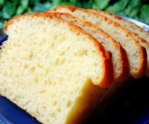 آشنایی با کالری، ارزش غذایی و خواص نان تست + طرز تهیه نان تست