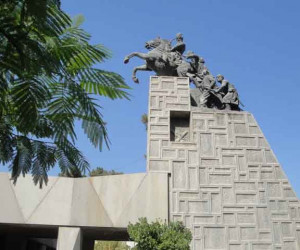 گشتی در ایران از شرق، مرکز تا شمال غرب