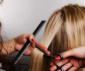 کوتاه کردن مو و ناخن در چه روزهایی از ماه قمری مناسب است ؟
