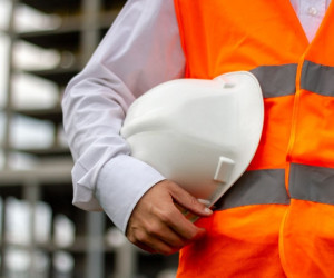 30 پیام فوق العاده زیبا برای تبریک روز مهندس به دایی و زن دایی