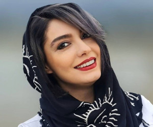 تیپ استقلالی الیکا عبدالرزاقی