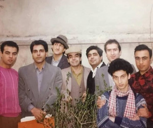 عکس زیرخاکی از مهران مدیری و رفقای قدیمی
