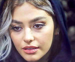 عکس های جنجالی ریحانه پارسا پس از مهاجرت به ترکیه !