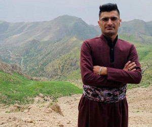 پوارو کوهسار : بیوگرافی کوهسار بادفر ملقب به پوارو
