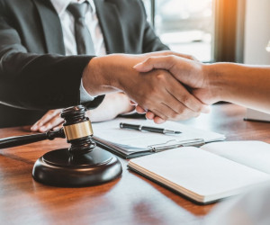 قرارداد پرکیس چیست ؟ + نمونه قرارداد پرکیس پزشکان