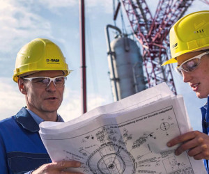 20 متن خاص و پیام تبریک روز مهندس به پدر