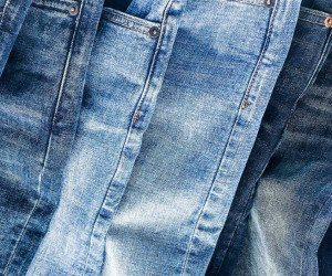 چگونه شلوار جین زنانه مناسب انتخاب کنیم ؟