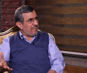 احمدی نژاد: در انتخابات ریاست جمهوری ثبت نام می کنم