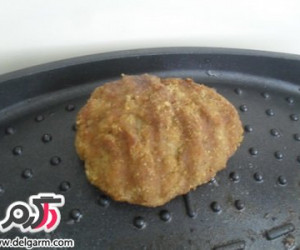 طرز تهیه یک همبرگر خانگی
