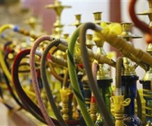 دربند و درکه را کهنه کردهاند، رفتهاند تو کار فرحزاد - قلیان کشیدن کمترین خلافشان است