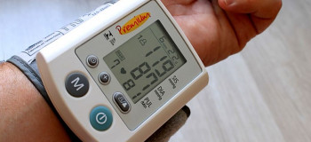 لیست قیمت دستگاه فشار سنج خون