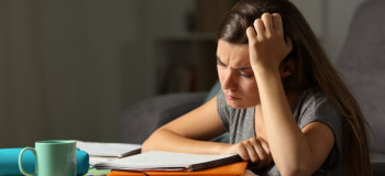 راههای کاهش اضطراب شب امتحان را میشناسید ؟