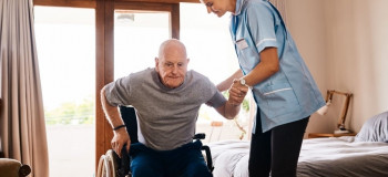 پرستار سالمند و مدیریت بی اختیاری ادراری در سالمندان