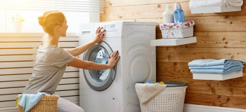 علت قفل شدن و باز نشدن درب ماشین لباسشویی چیست ؟