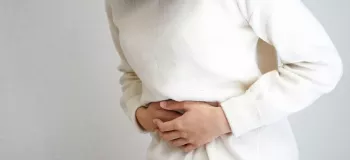 درد شکم در هنگام سرفه کردن چه دلایلی دارد؟