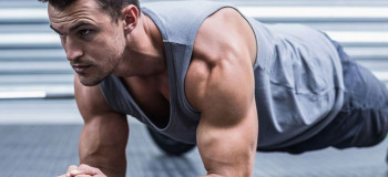 تمرینات ایزومتریک روش مفید عضله سازی سریع بدن در خانه