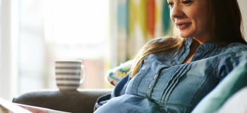 بزرگ شدن بینی در بارداری نشانه چیست ؟ آیا طبیعی است؟