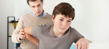 شناخت رایج‌ترین علت کمر درد در کودکان
