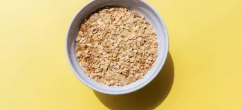 ۱۰۰ گرم جو دوسر چقدر کربوهیدرات دارد ؟