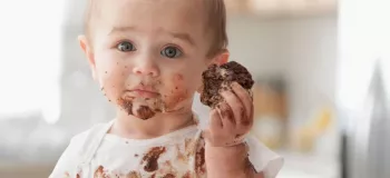 آیا خوردن کاکائو برای نوزاد، مجاز است ؟