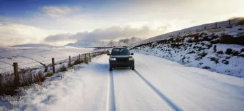 ۱۲ وسیله ضروری و مورد نیاز خودرو برای سفر در زمستان